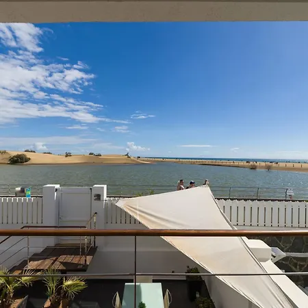 Oasis Villa *